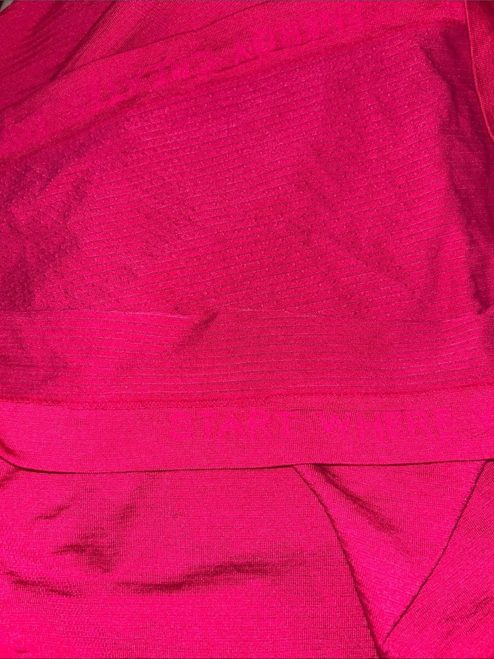 Lululemon Swiftly Tech Short Sleeve 2.0 Hip Length 6 Berry Pink Seamless Tee